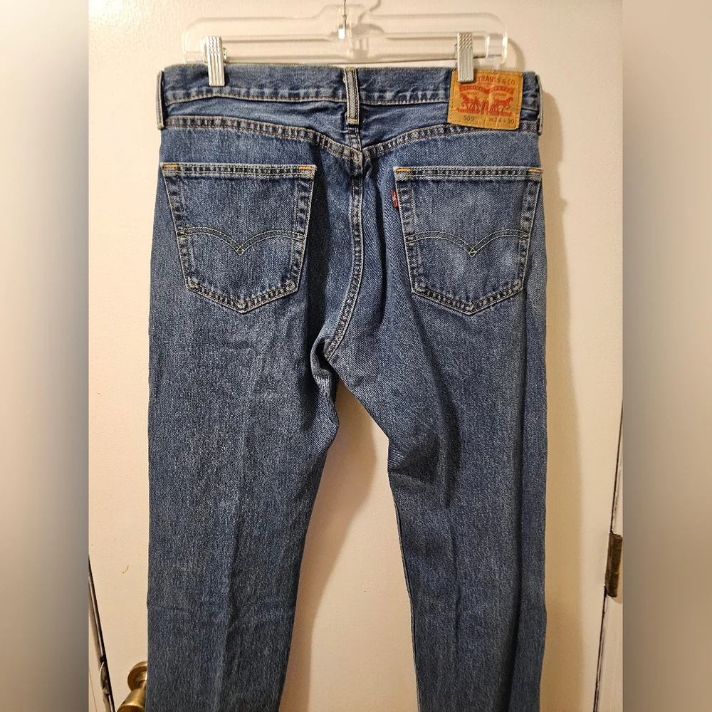 Levis pre loved